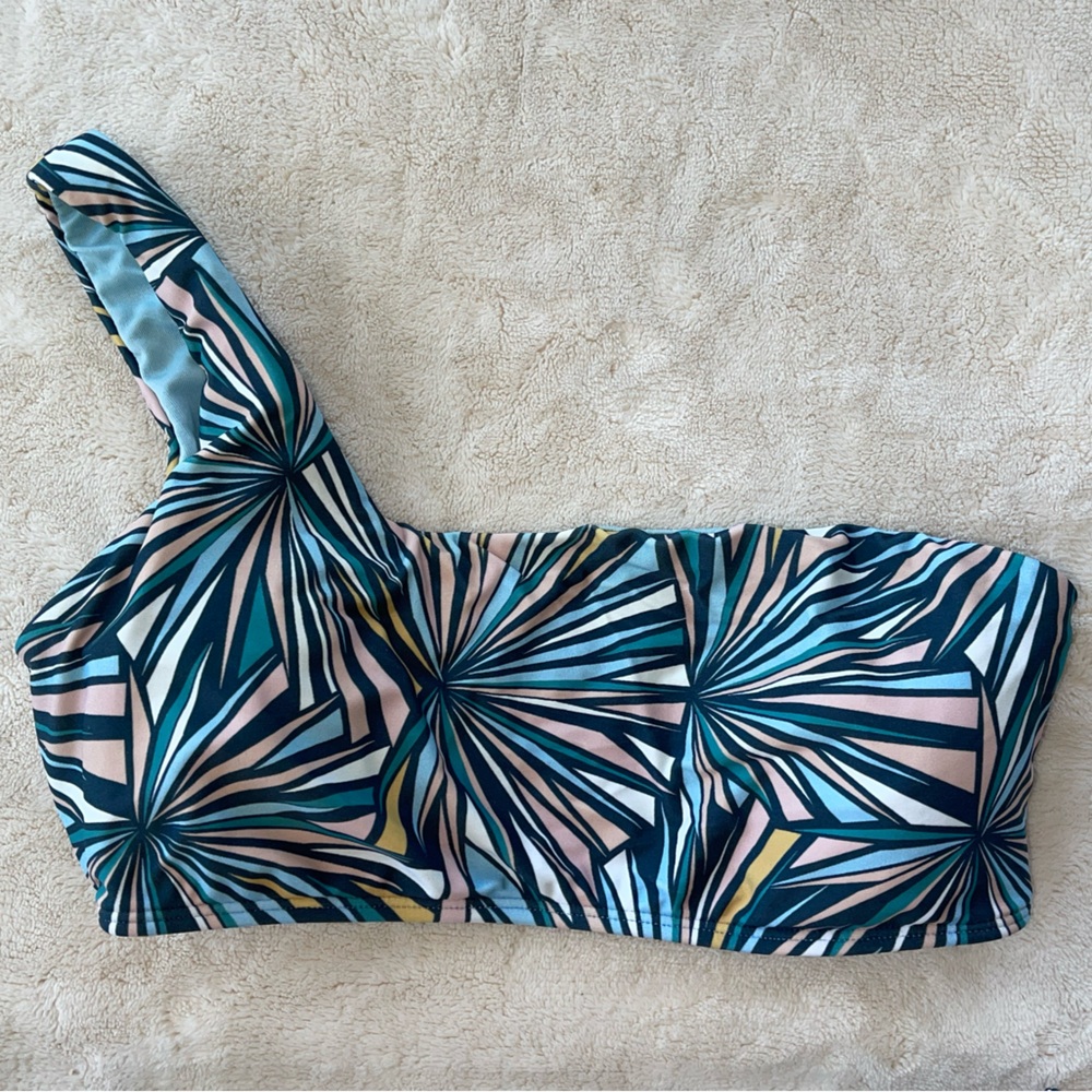 O’Neill Swim One Shoulder Bralette Top  MEDIUM Blue Geo Print